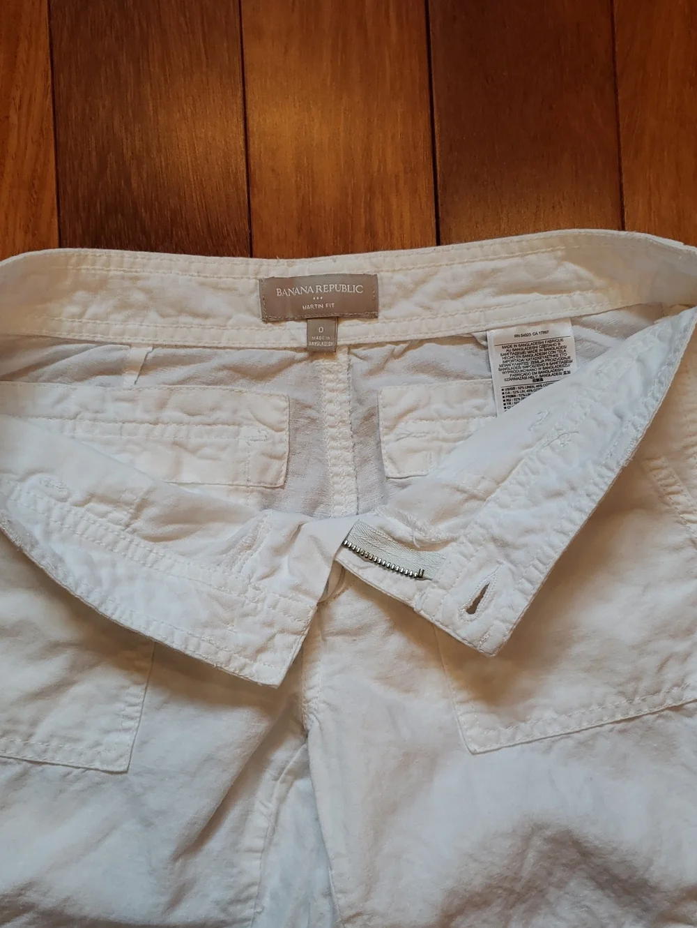 Banana Republic Women's size 0 Martin Fit Capri Cargo Pants